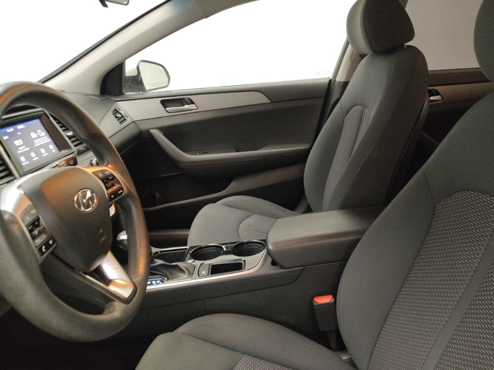 2019 Hyundai Sonata in Midlothian, IL 60445 - 18145065 17