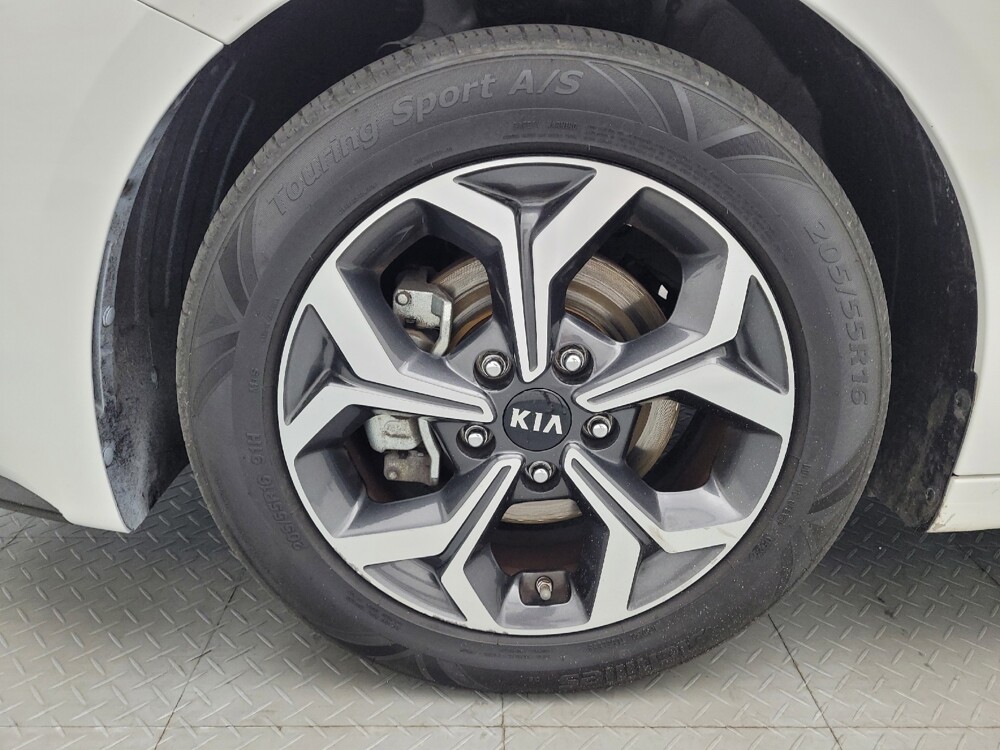 2019 Kia Forte in Charlotte, NC 28213 - 18145066 31