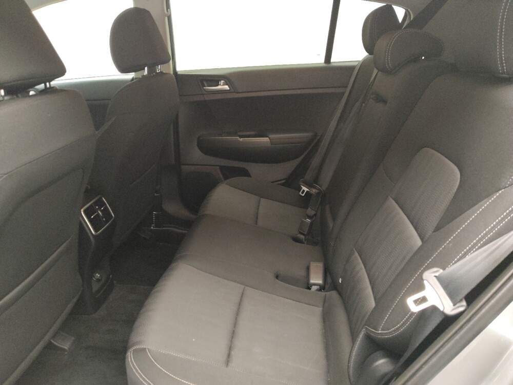 2020 Kia Sportage in Grand Rapids, MI 49508 - 18145068 18