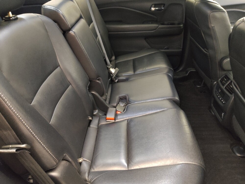 2019 Honda Pilot in Tampa, FL 33619 - 18145073 19