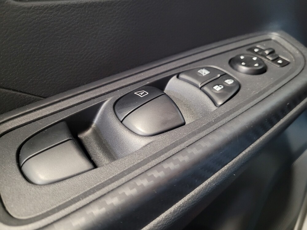 2025 Nissan Versa in Torrance, CA 90504 - 18145100 27