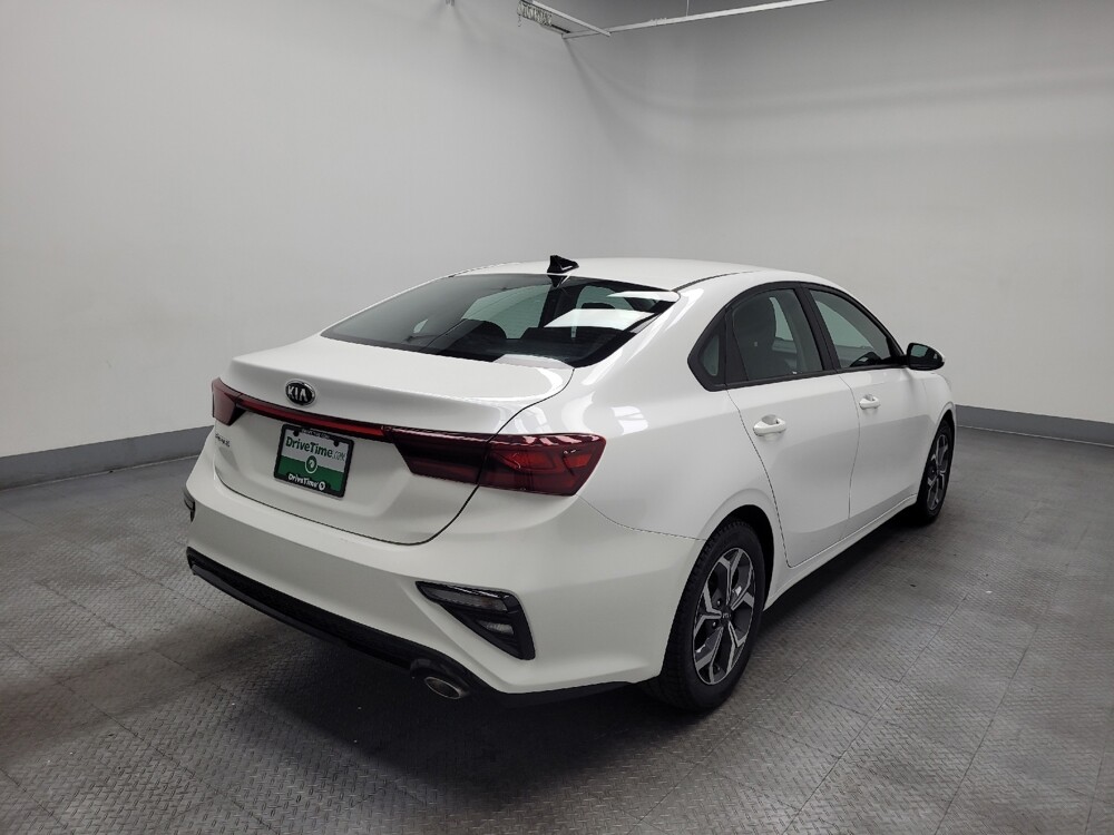 2021 Kia Forte in Las Vegas, NV 89104 - 18145101 9