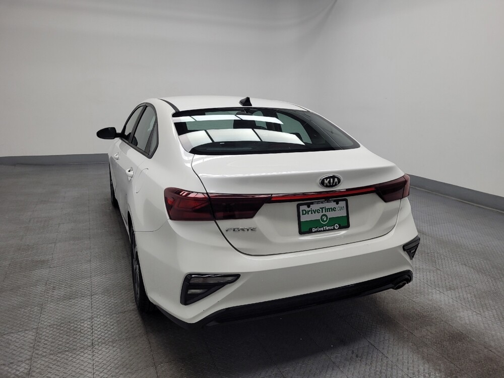 2021 Kia Forte in Las Vegas, NV 89104 - 18145101 6