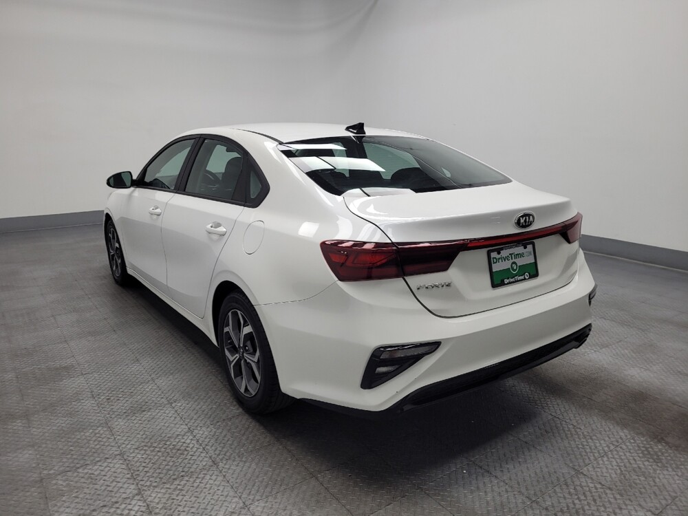2021 Kia Forte in Las Vegas, NV 89104 - 18145101 5