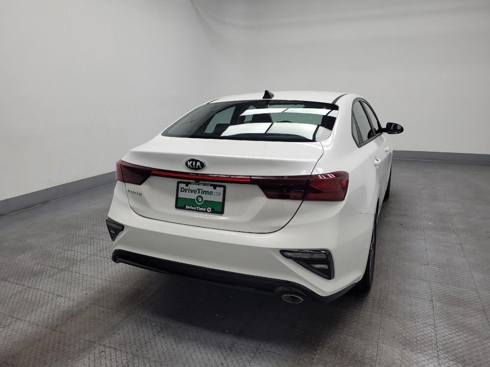 2021 Kia Forte in Las Vegas, NV 89104 - 18145101 7