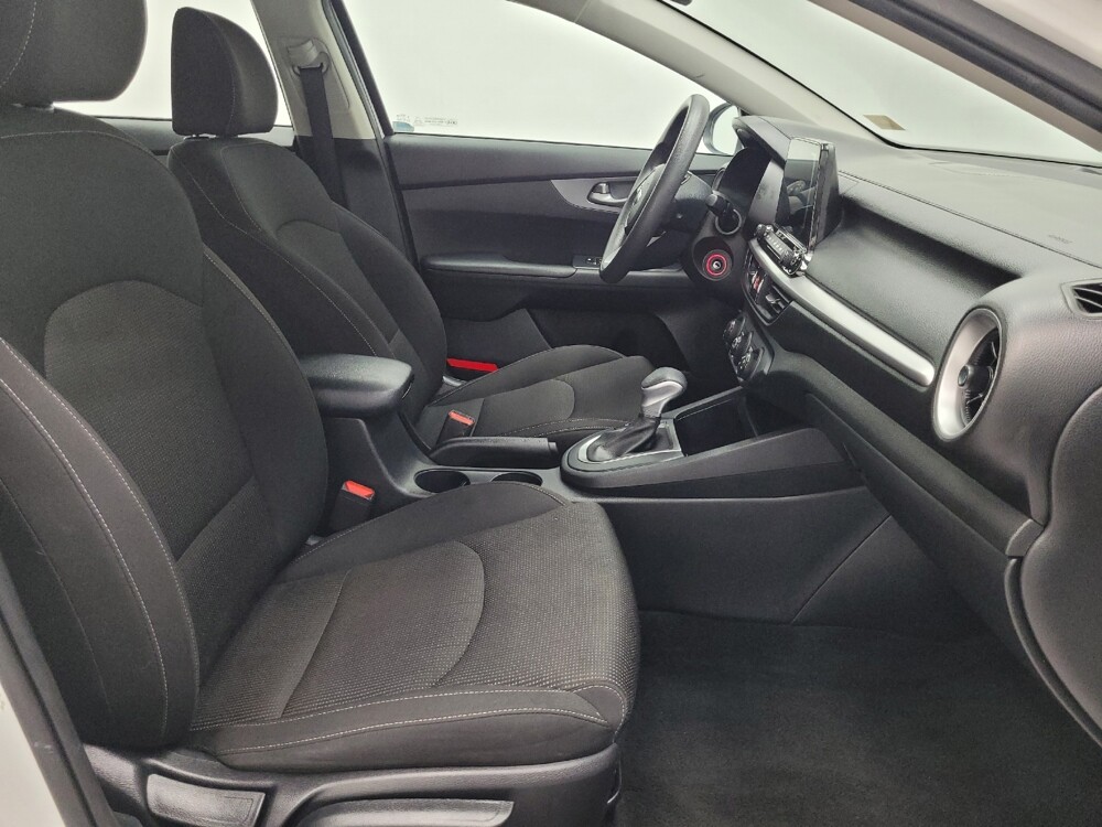 2021 Kia Forte in Las Vegas, NV 89104 - 18145101 21