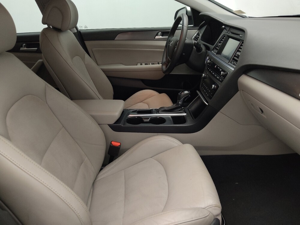 2016 Hyundai Sonata in Salem, VA 24153 - 18145114 21