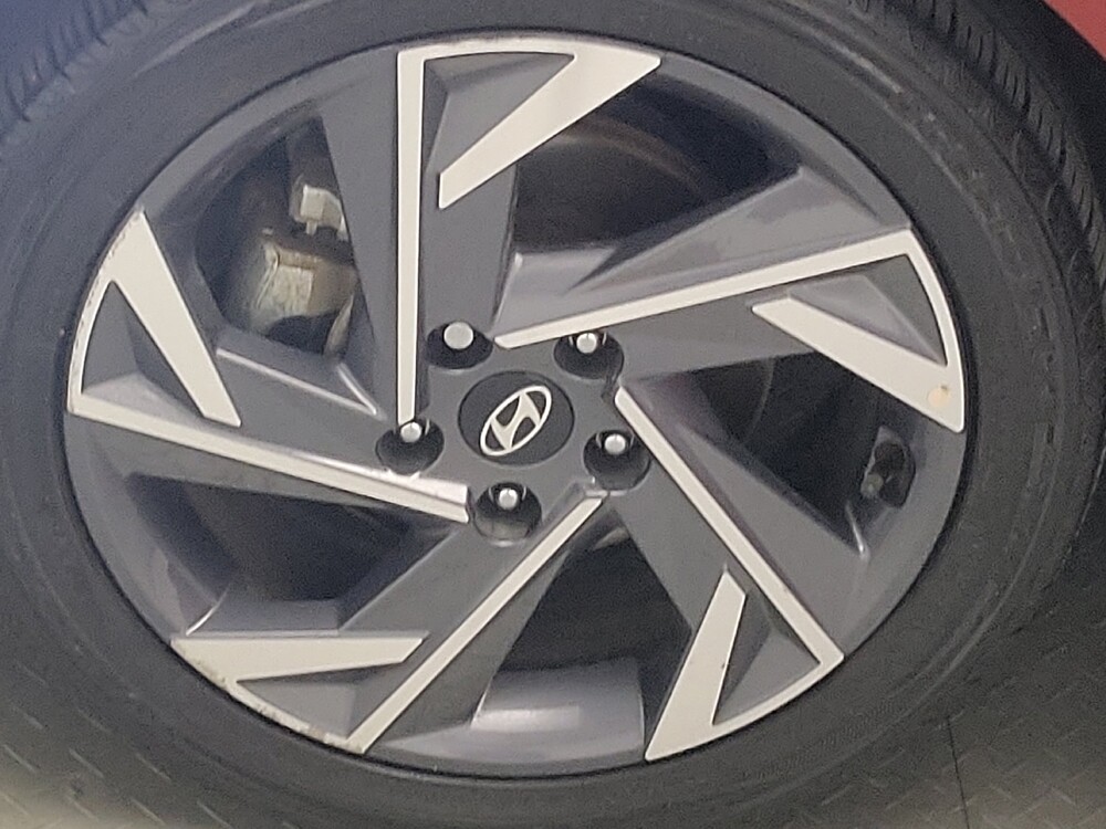 2025 Hyundai Elantra in Plano, TX 75074 - 18145116 31