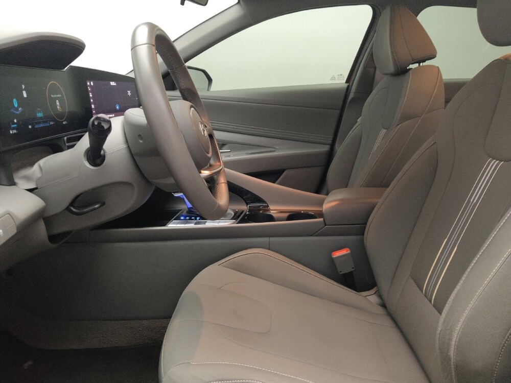 2025 Hyundai Elantra in Plano, TX 75074 - 18145116 17