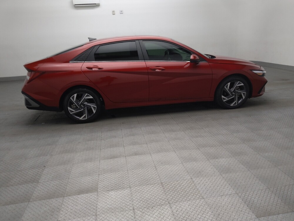 2025 Hyundai Elantra in Plano, TX 75074 - 18145116 10