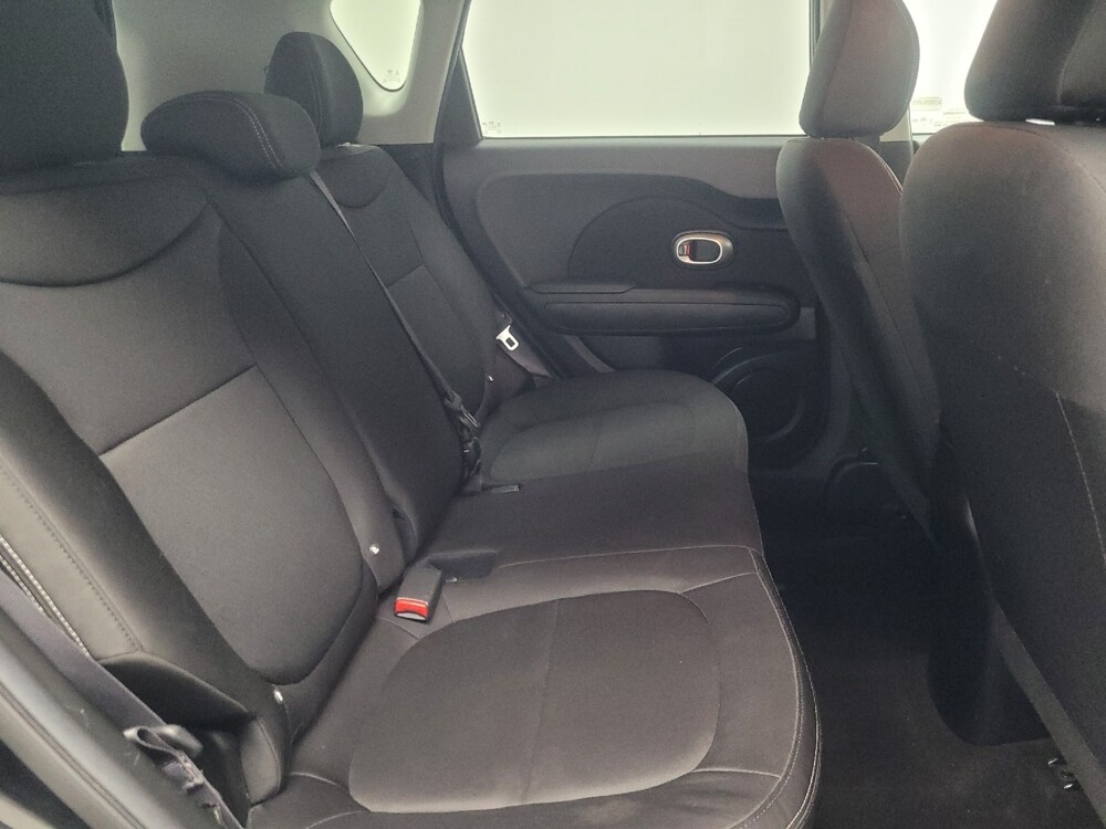 2016 Kia Soul in Indianapolis, IN 46222 - 18145120 19