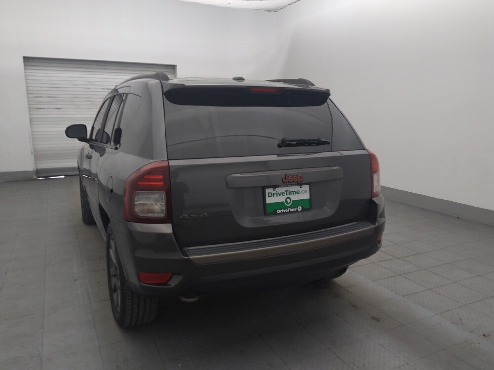 2017 Jeep Compass in Tampa, FL 33619 - 18145122 5