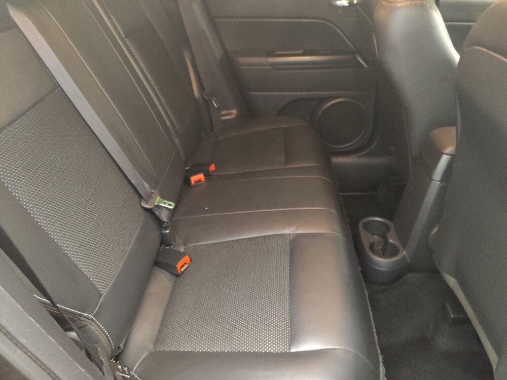 2017 Jeep Compass in Tampa, FL 33619 - 18145122 19