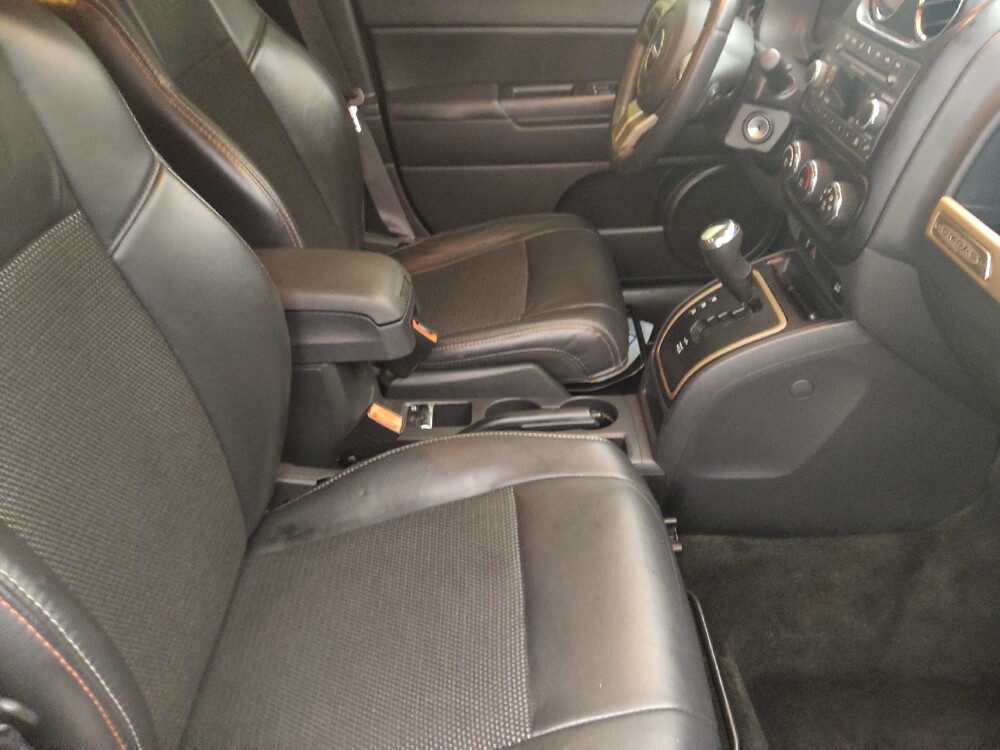 2017 Jeep Compass in Tampa, FL 33619 - 18145122 21