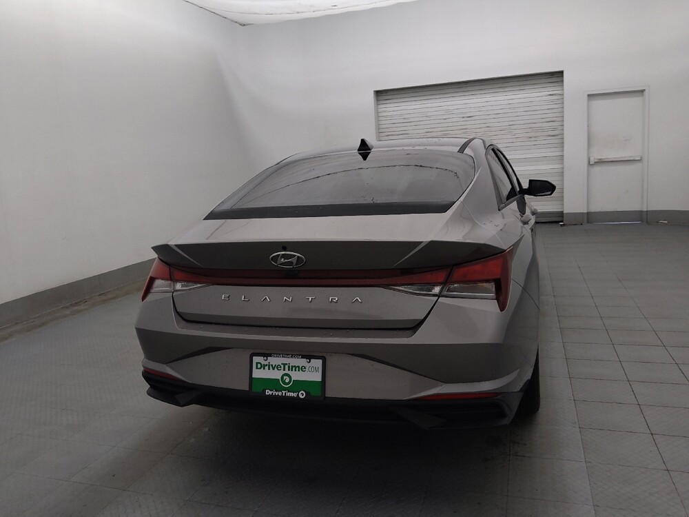 2021 Hyundai Elantra in Tampa, FL 33619 - 18145125 7