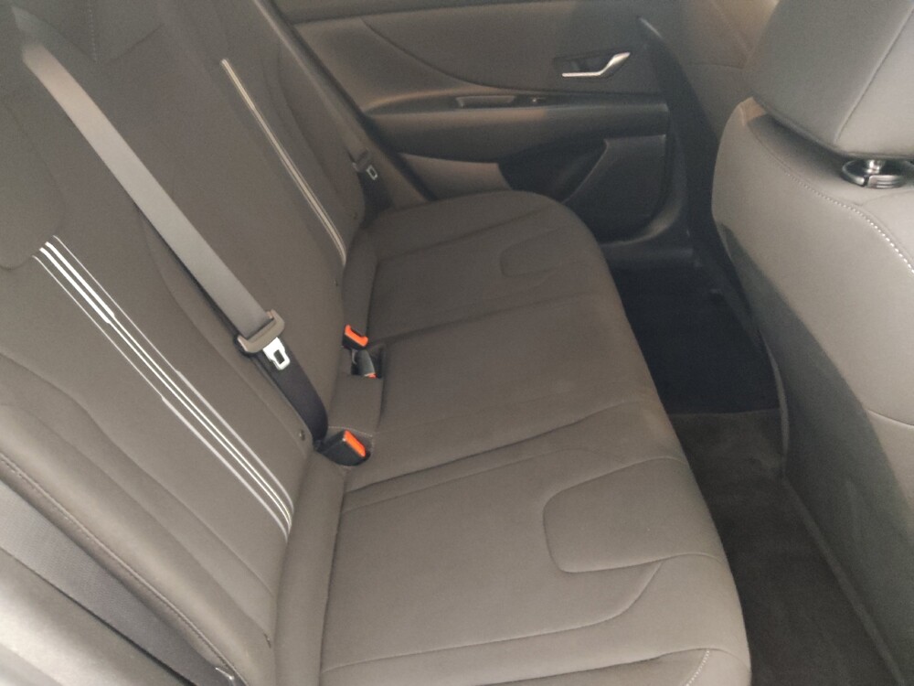 2021 Hyundai Elantra in Tampa, FL 33619 - 18145125 19