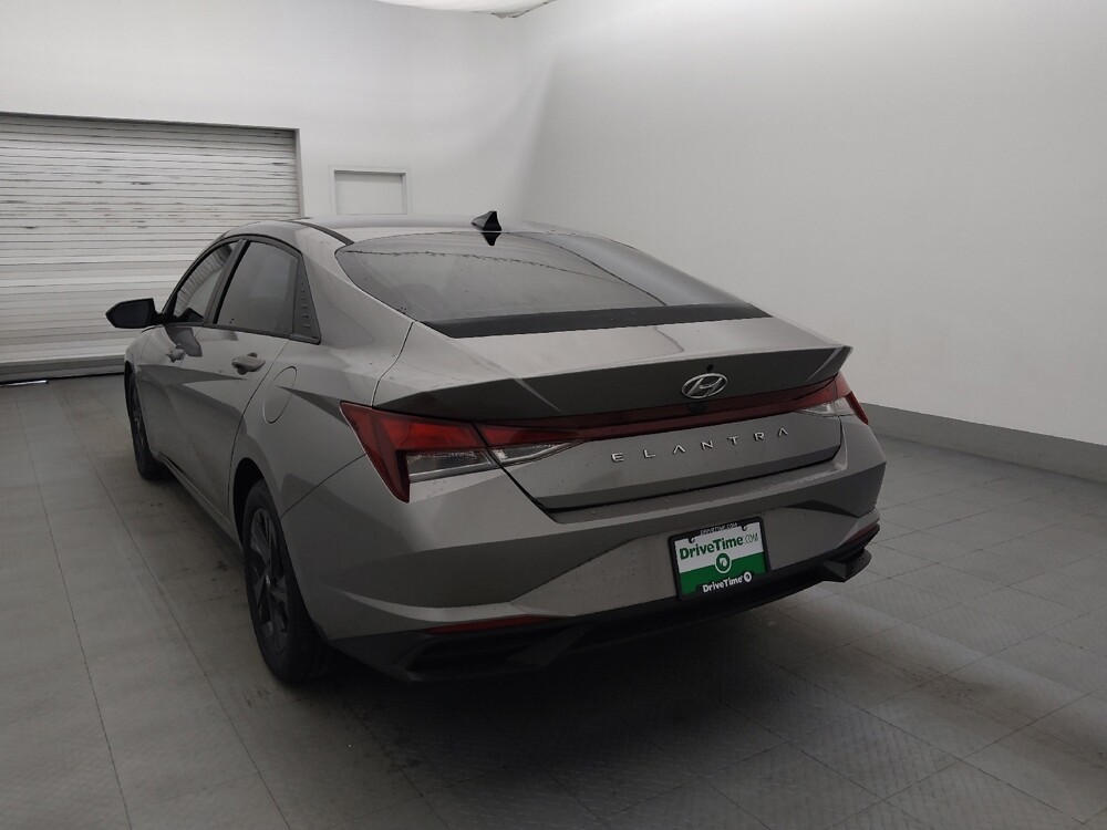 2021 Hyundai Elantra in Tampa, FL 33619 - 18145125 5