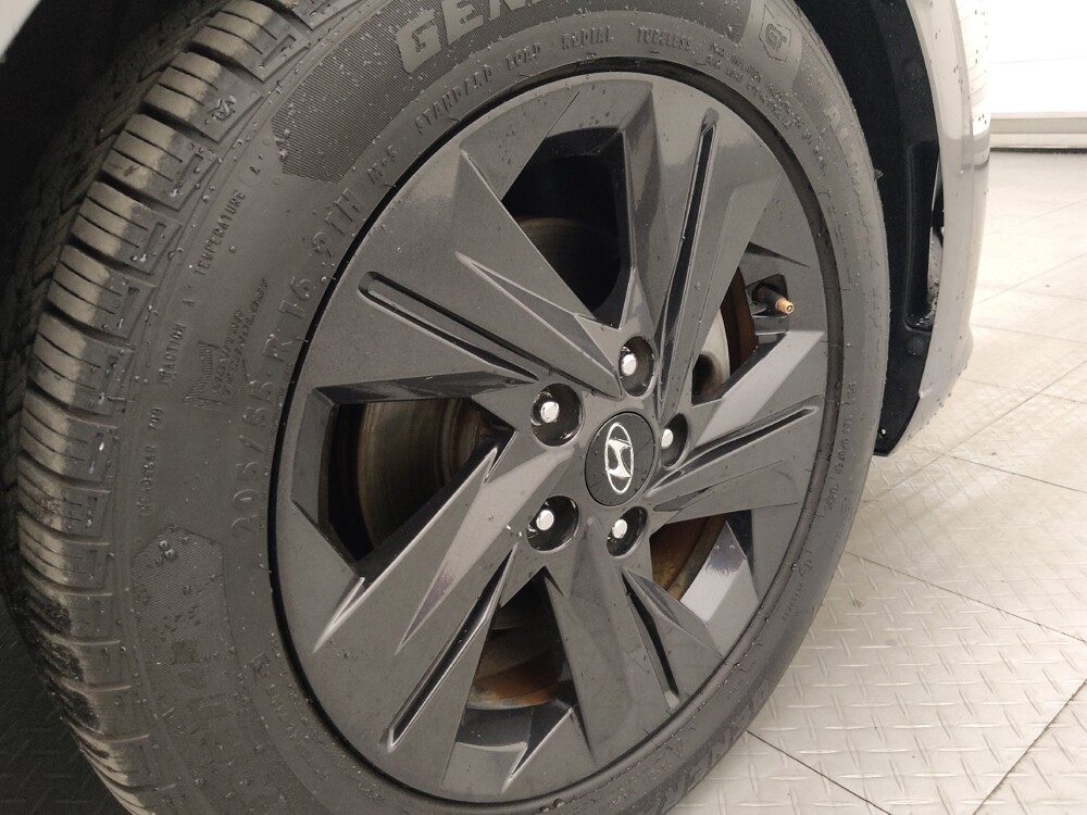 2021 Hyundai Elantra in Tampa, FL 33619 - 18145125 31