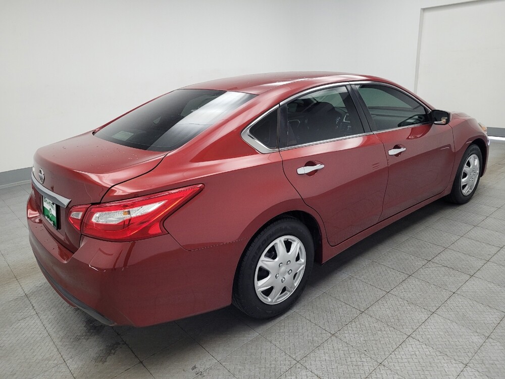 2017 Nissan Altima in Memphis, TN 38115 - 18145126 9