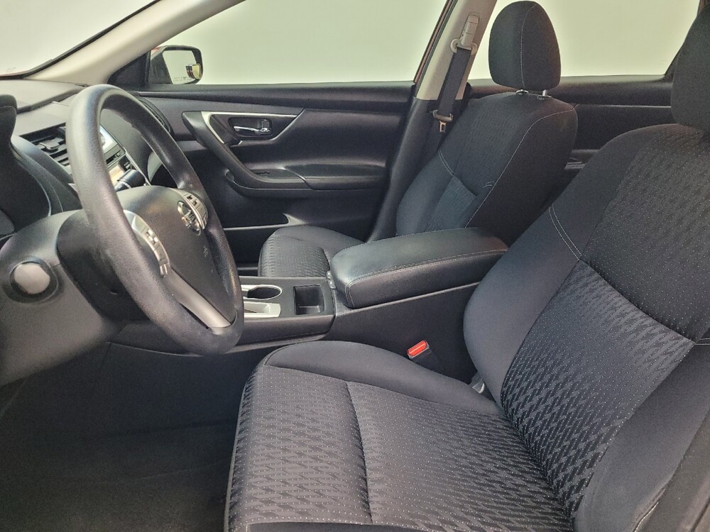2017 Nissan Altima in Memphis, TN 38115 - 18145126 17