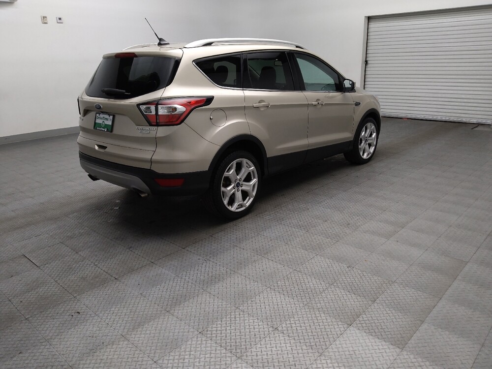 2018 Ford Escape in Fort Worth, TX 76116 - 18145134 10