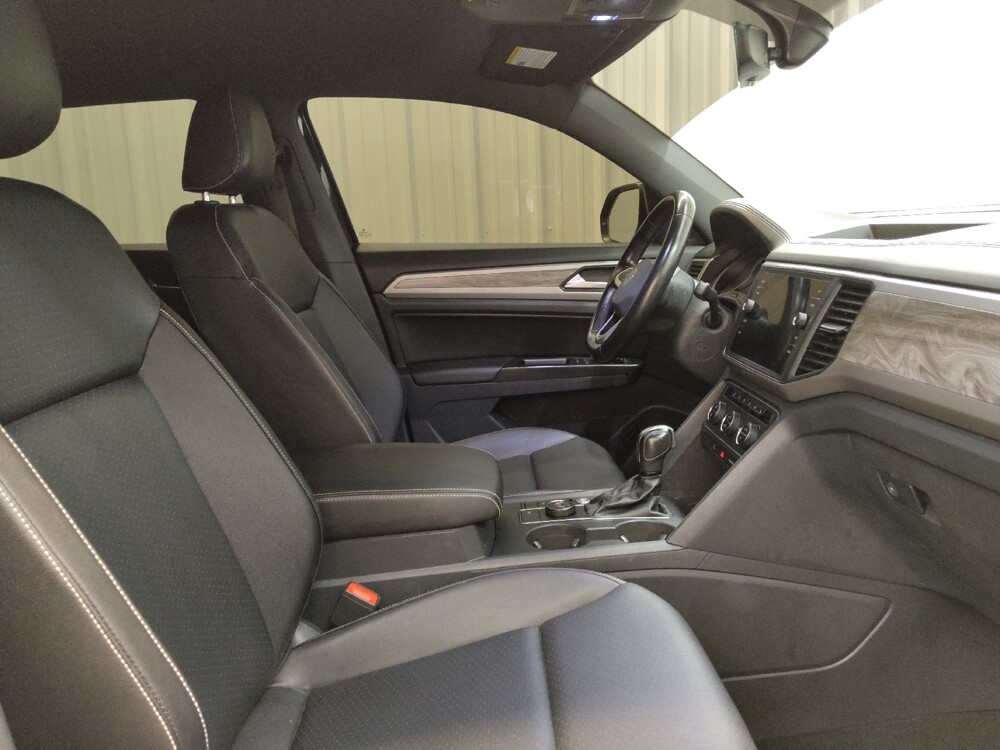 2020 Volkswagen Atlas in Cincinnati, OH 45255 - 18145153 21