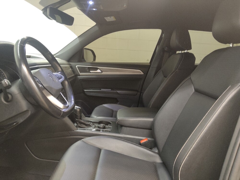 2020 Volkswagen Atlas in Cincinnati, OH 45255 - 18145153 17