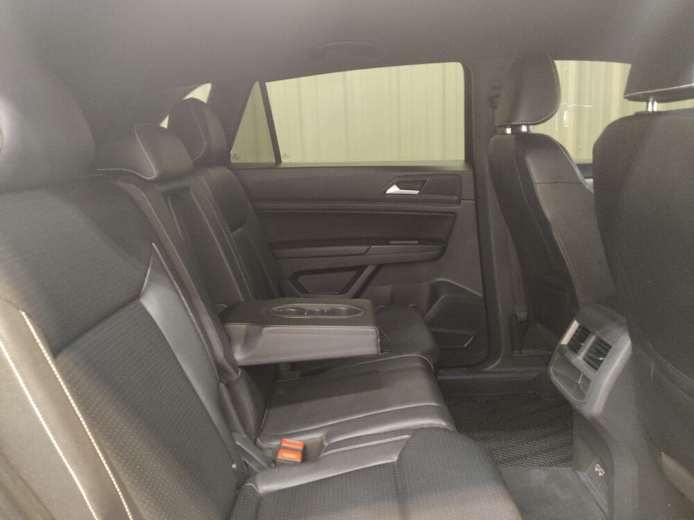 2020 Volkswagen Atlas in Cincinnati, OH 45255 - 18145153 19