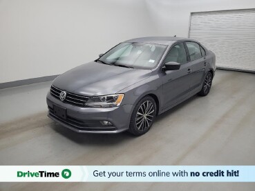 2016 Volkswagen Jetta in Cincinnati, OH 45255