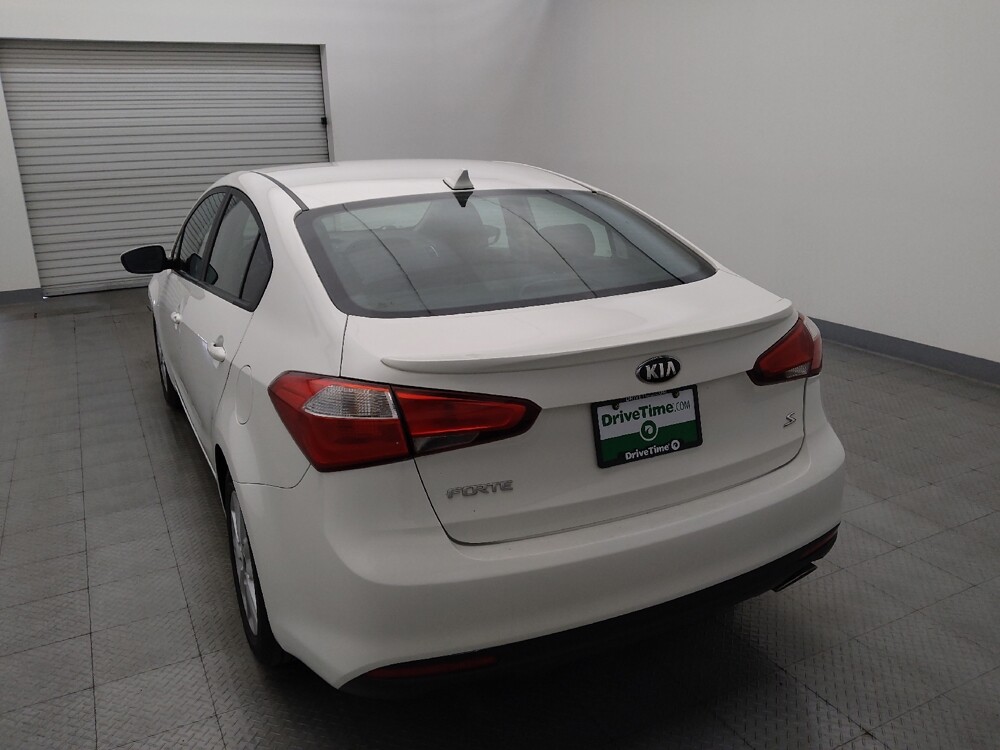 2017 Kia Forte in Houston, TX 77060 - 18145157 6