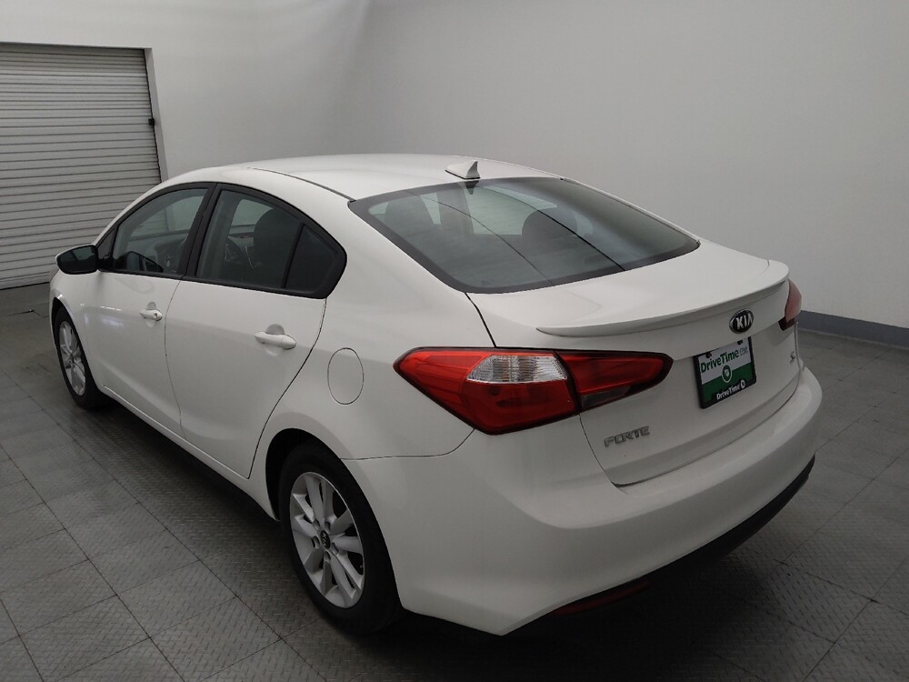 2017 Kia Forte in Houston, TX 77060 - 18145157 5