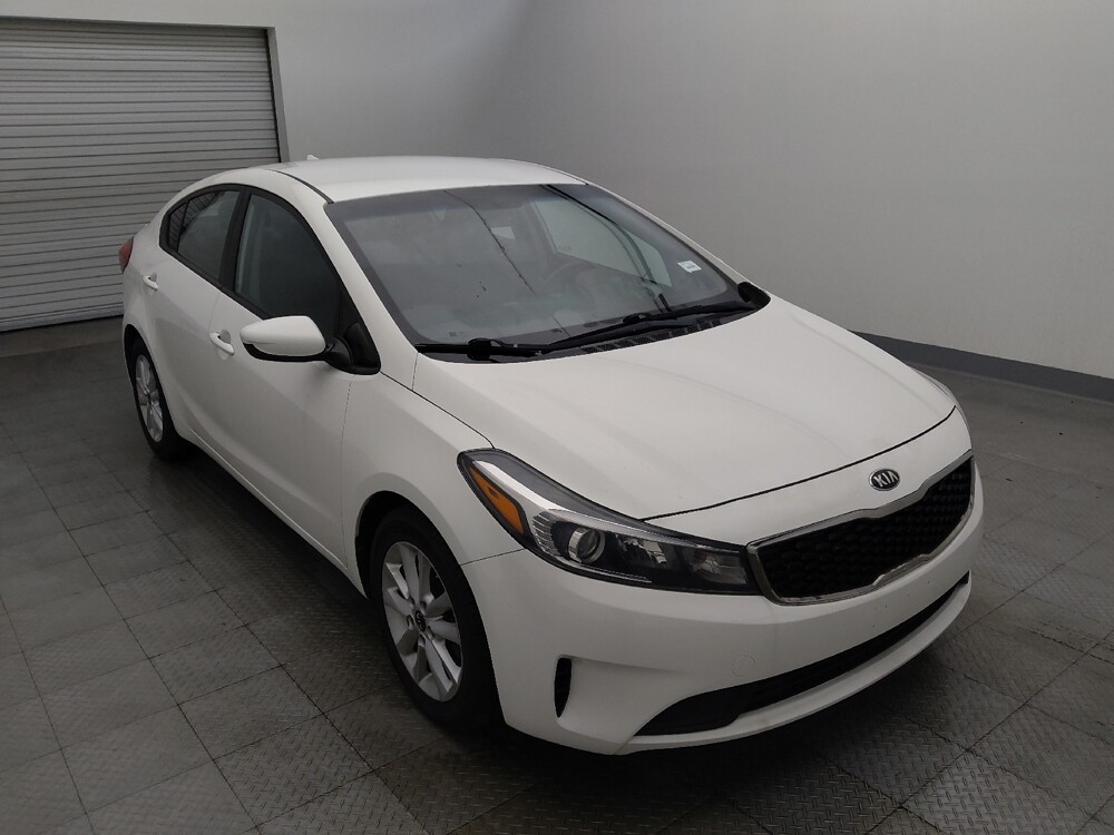 2017 Kia Forte in Houston, TX 77060 - 18145157 13