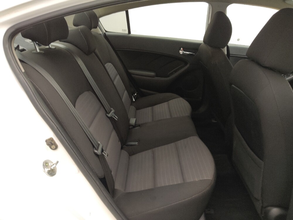 2017 Kia Forte in Houston, TX 77060 - 18145157 19