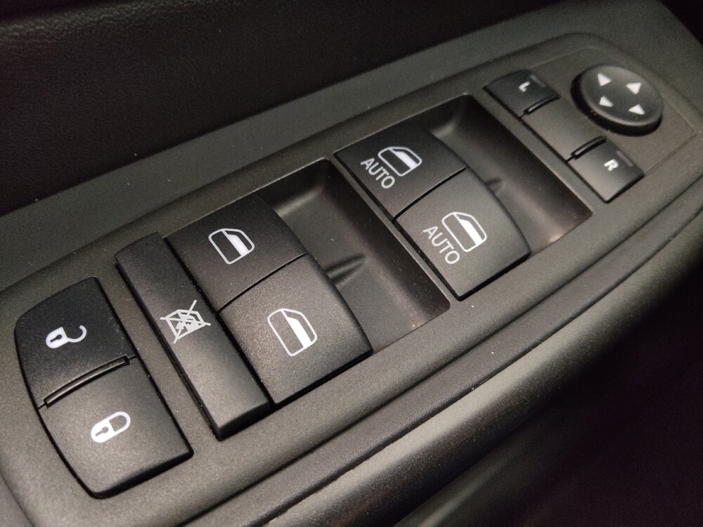 2022 Jeep Cherokee in Albuquerque, NM 87113 - 18145162 27
