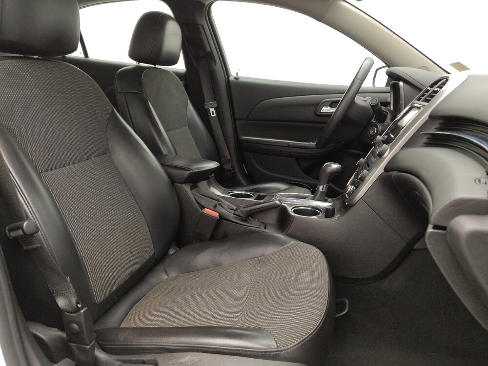 2016 Chevrolet Malibu in Lakewood, CO 80215 - 18145170 21