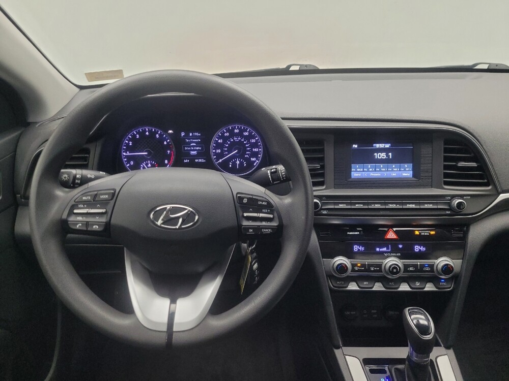 2020 Hyundai Elantra in Mishawaka, IN 46545 - 18145171 22