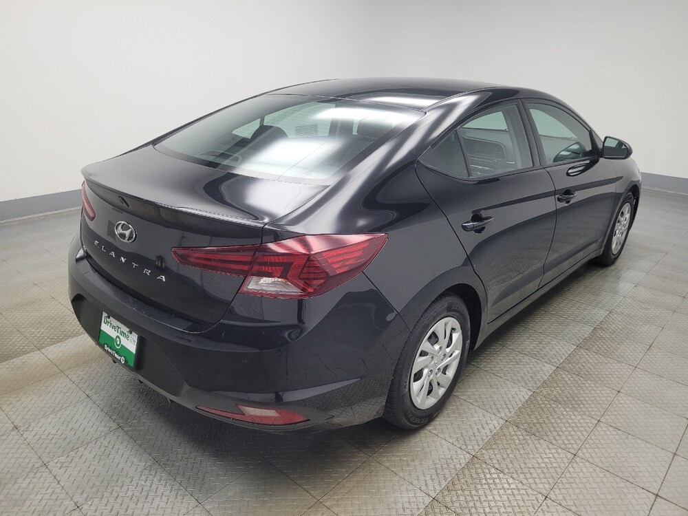 2020 Hyundai Elantra in Mishawaka, IN 46545 - 18145171 9