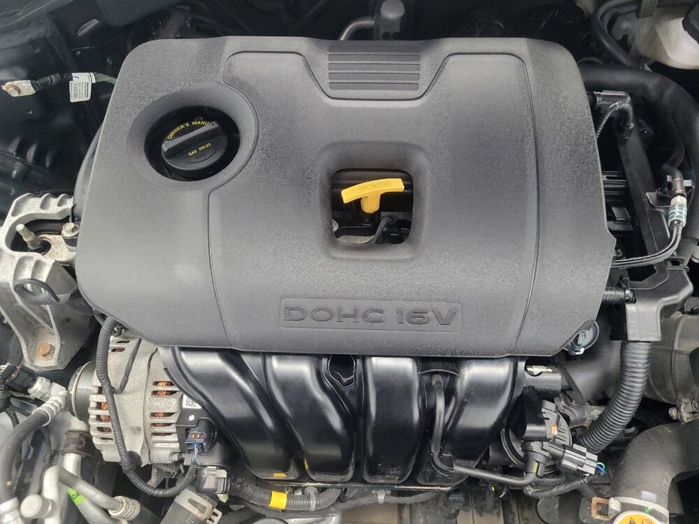 2020 Hyundai Elantra in Mishawaka, IN 46545 - 18145171 30