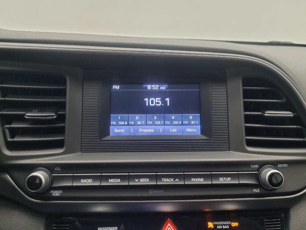 2020 Hyundai Elantra in Mishawaka, IN 46545 - 18145171 25