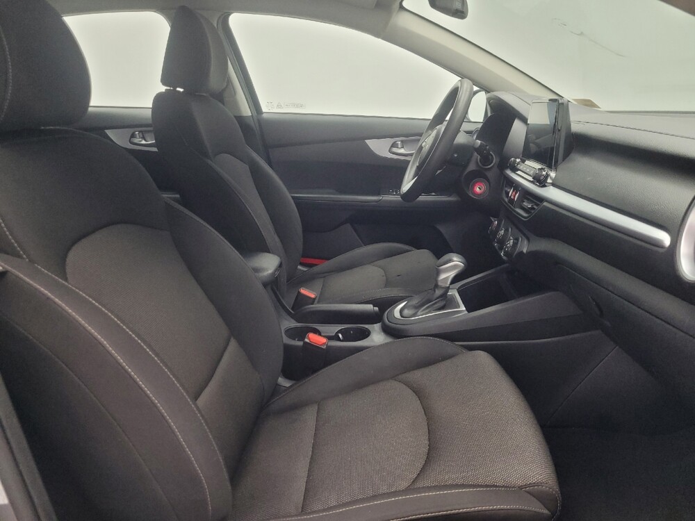 2024 Kia Forte in Mishawaka, IN 46545 - 18145178 21