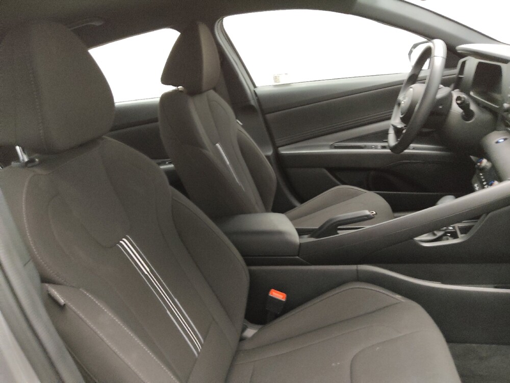 2025 Hyundai Elantra in Augusta, GA 30907 - 18145187 21