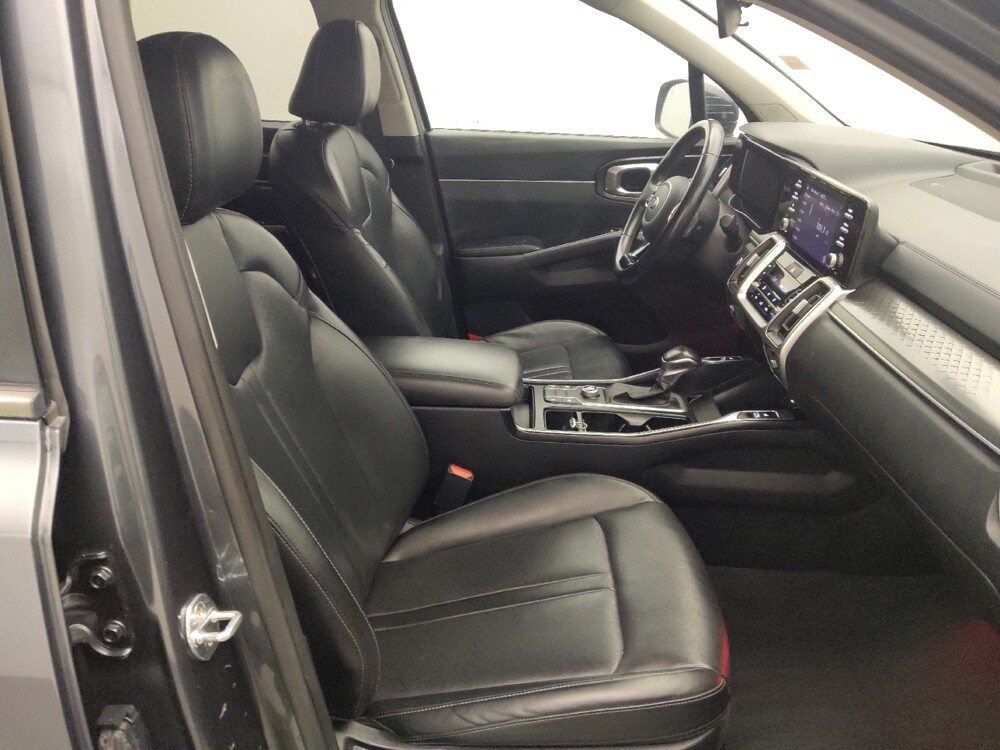2021 Kia Sorento in Live Oak, TX 78233 - 18145192 21
