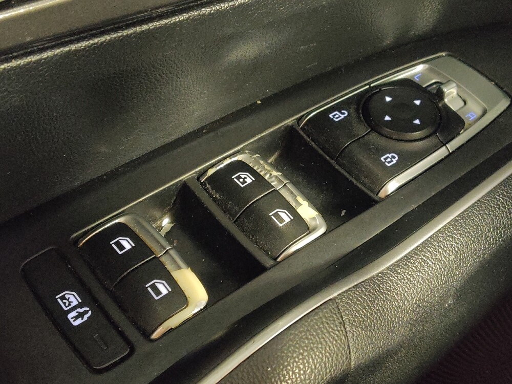 2021 Kia Sorento in Live Oak, TX 78233 - 18145192 27