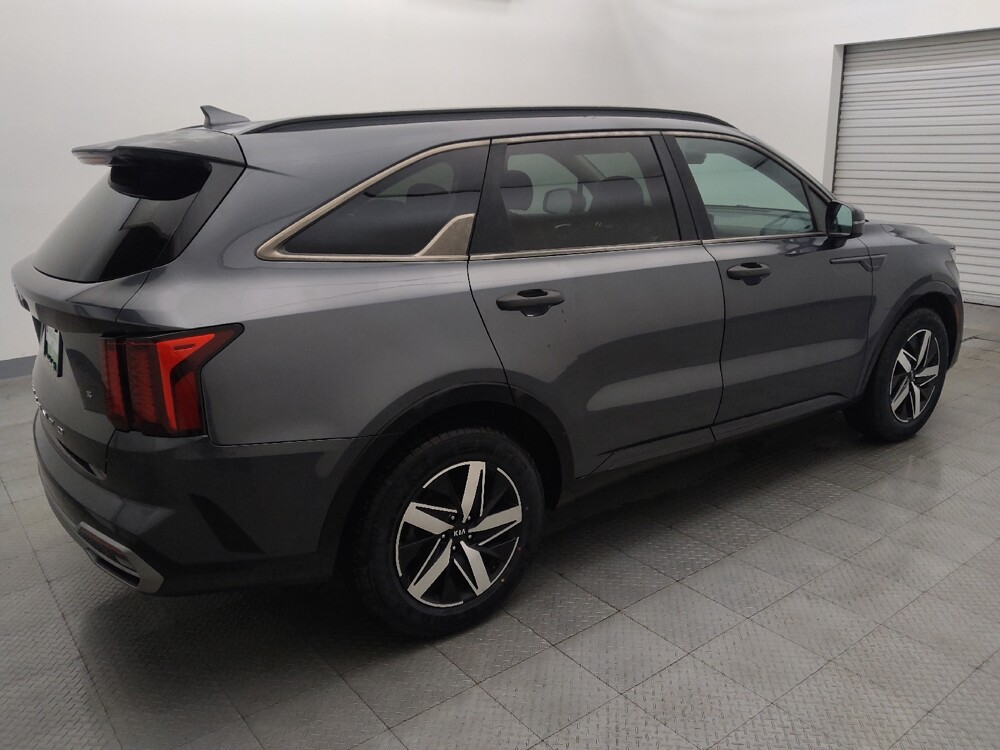 2021 Kia Sorento in Live Oak, TX 78233 - 18145192 10