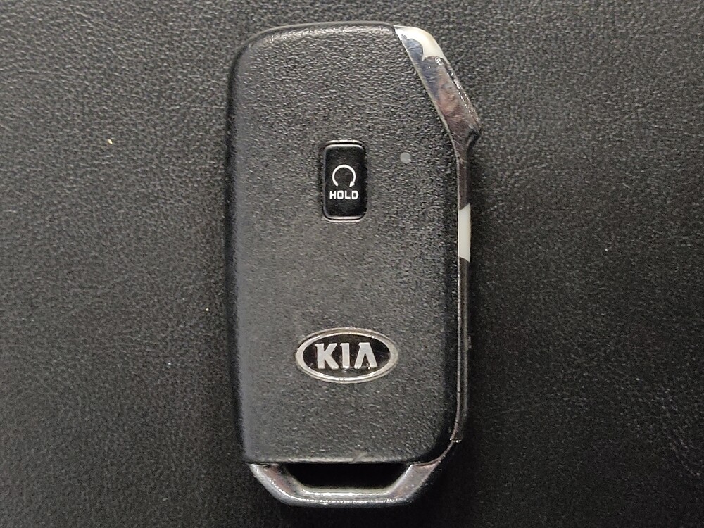 2021 Kia Sorento in Live Oak, TX 78233 - 18145192 32