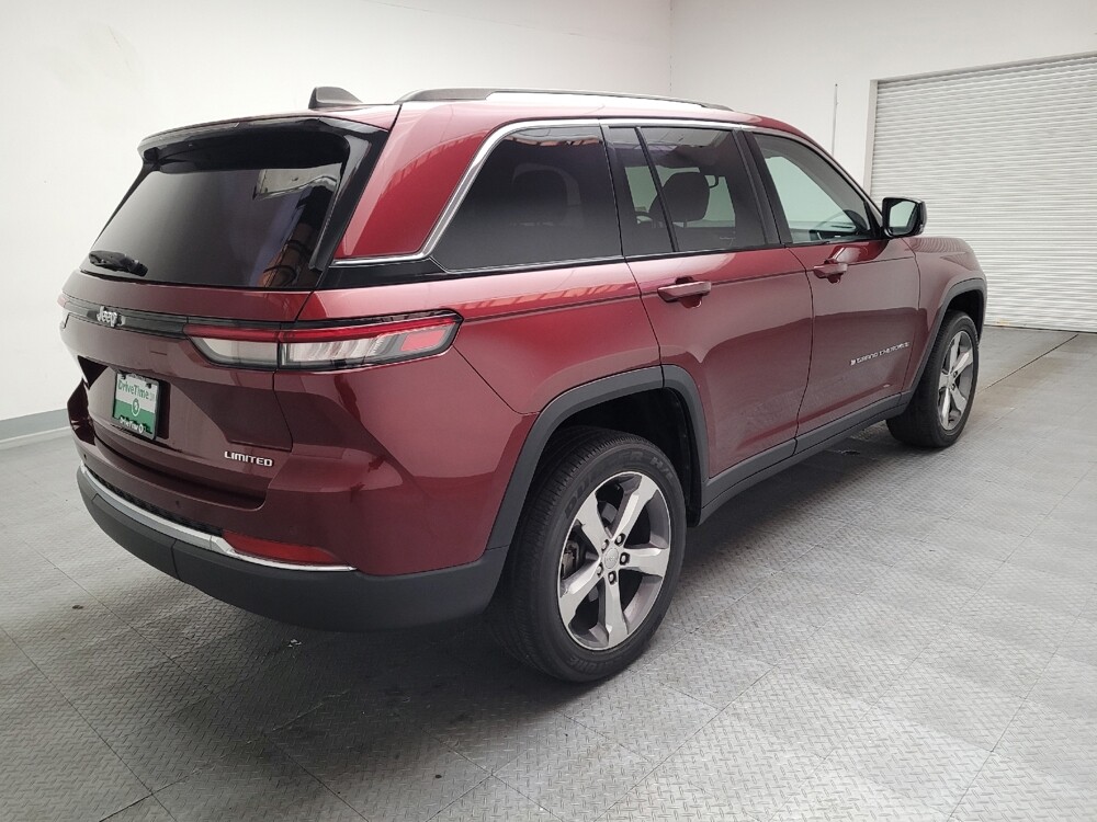 2022 Jeep Grand Cherokee in Downey, CA 90241 - 18145193 9