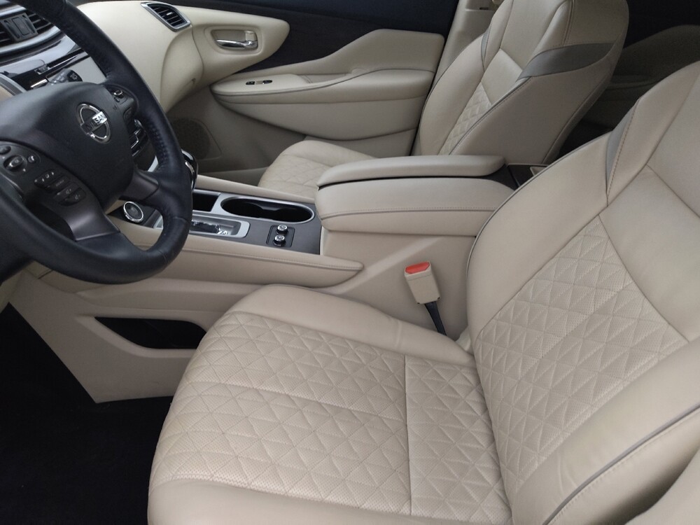 2019 Nissan Murano in Tampa, FL 33619 - 18145199 17