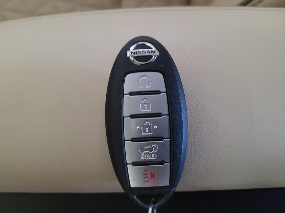 2019 Nissan Murano in Tampa, FL 33619 - 18145199 32