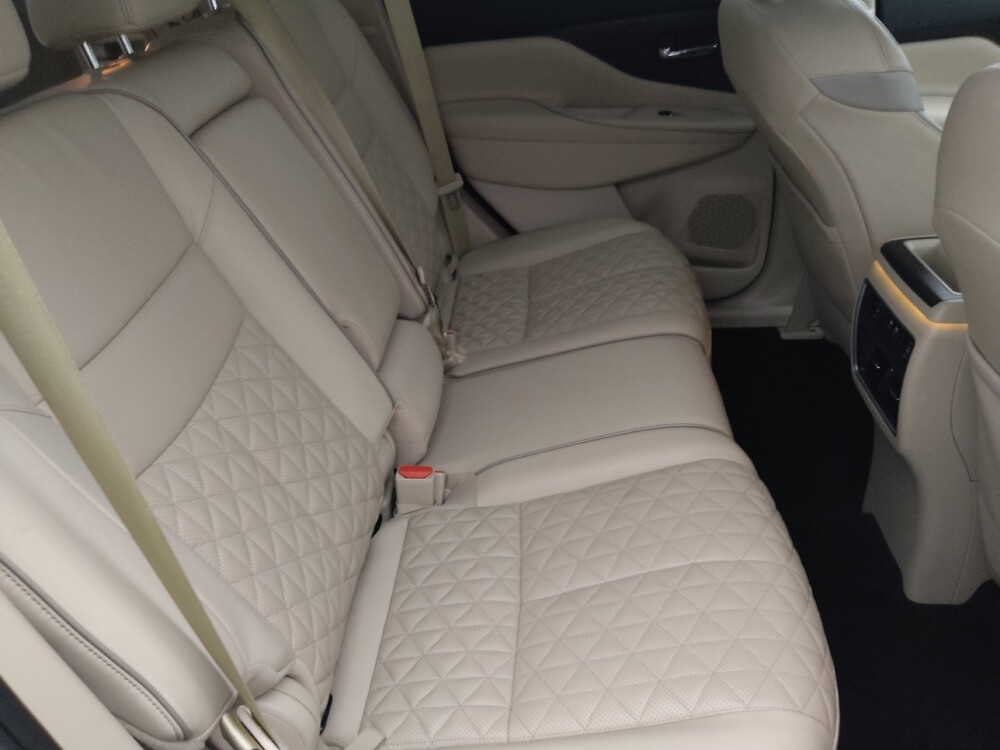 2019 Nissan Murano in Tampa, FL 33619 - 18145199 19