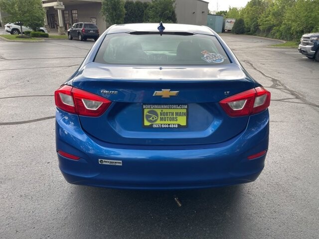 2017 Chevrolet Cruze in Marysville, OH 43040 - 18145209 6
